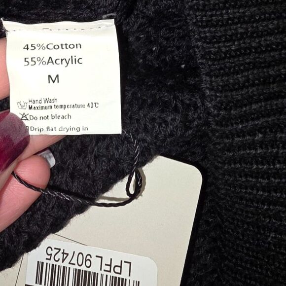 Women's Black Knit Ruffle Sleeve Sweater Size Medium - Picture 7 of 9